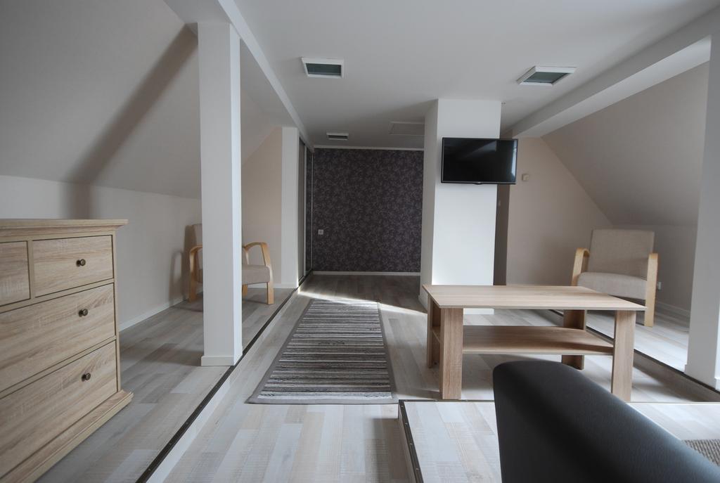 Suviste Guesthouse 쿠레사아레 객실 사진