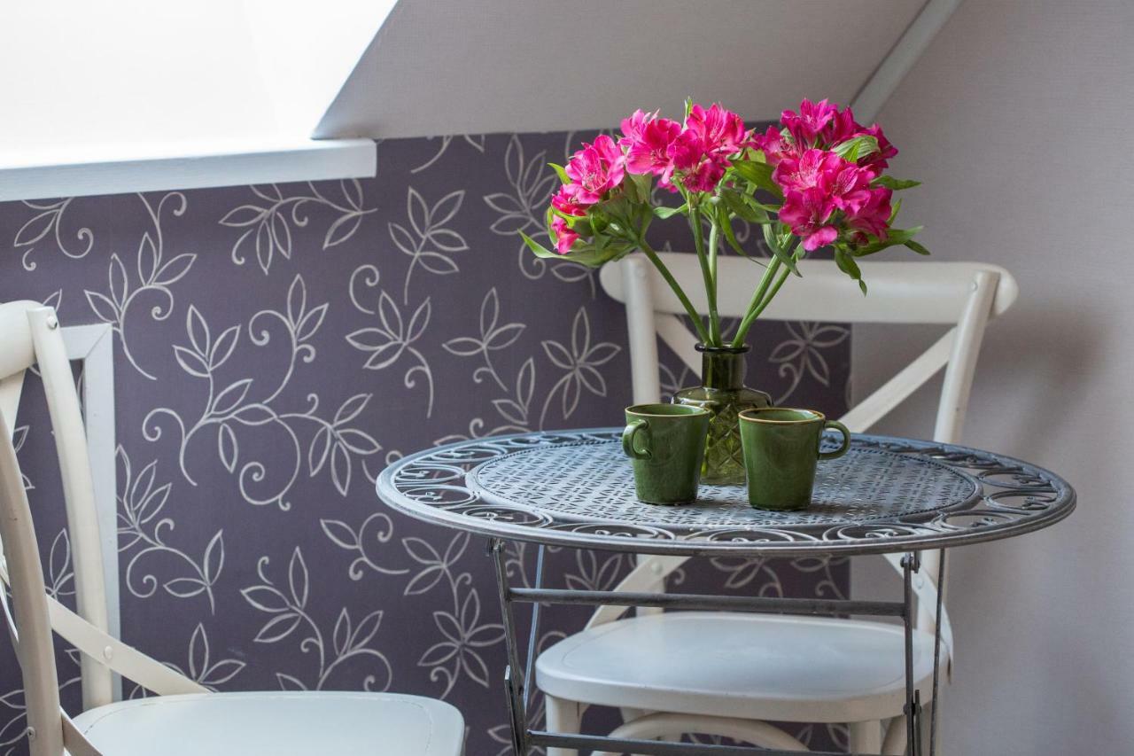 Suviste Guesthouse 쿠레사아레 외부 사진