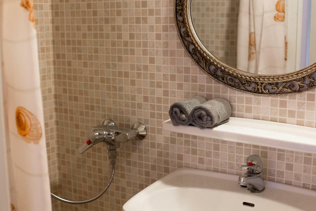 Suviste Guesthouse 쿠레사아레 외부 사진