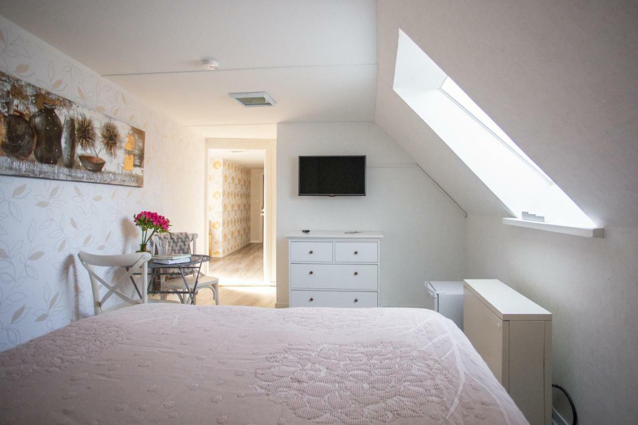 Suviste Guesthouse 쿠레사아레 외부 사진